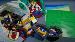 ≪LEGO≫ブロックまとめて　3kg レゴクラシックなど　 【100サイズ】272050050102