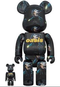 オアシス結成30周年 BE@RBRICK OASIS KNEBWORTH 1996 100％ & 400％ (Liam Gallagher) ベアブリック オアシス リアム ギャラガー