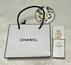 送料無料 CHANELシャネルNo.5 オードゥパルファム1.5ml 香水 ノベルティ 2023クリスマス 原宿