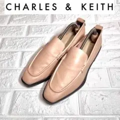 【ほぼ未使用】CHARLES&KEITH ピンク ローファー レザーシューズ