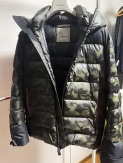 未使用　モンクレール　MONCLER GRENOBLE 迷彩柄 ダウン　サイズ1