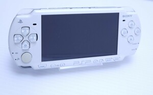 PSP2000本体 美品 PSP SONY ソニー プレイステーション 希少品 レトロゲーム パワーを確認 動作未確認 (H-180)