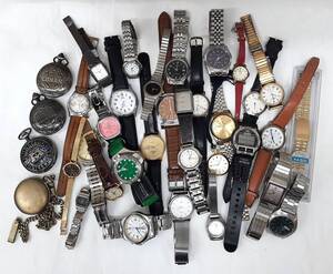 28本まとめて SEIKO・TIMEX・電波時計・ポールスミス・TAKEO-KIKUCHI・バーバリー。その他　懐中時計4個　時計バンド1本