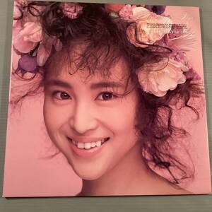 LP●松田聖子 / Strawberry Time※8頁写真集付●後期の美品！