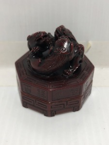 三獅子　モチーフ 朱肉入れ　朱肉ケース【中国 伝統工芸品】中古品