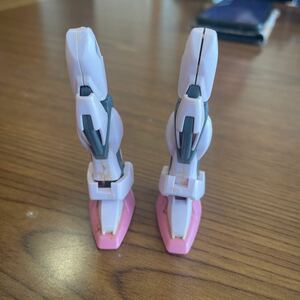 機動戦士ガンダム　パーツ　ジャンク　旧HGSEED ストライクルージュ　両足