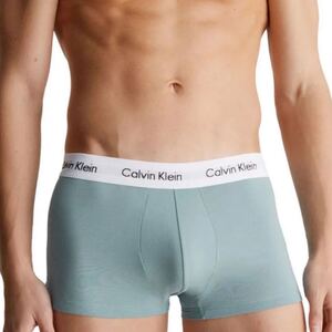 Calvin klein カルバンクライン メンズローライズボクサー　M(S) ライトブルー　ボクサーパンツ　メンズパンツ メンズインナー　男性下着