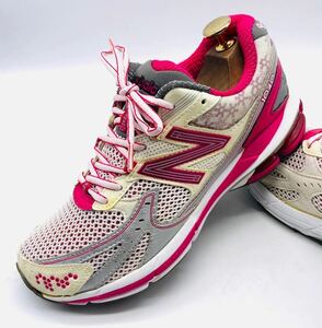 衝撃プライス！末永く愛される王道モデル！好配色！【new balance W1040WP2/2E】高級スニーカー/白銀ピンク/jp24cm