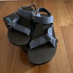 Teva テバ　サンダル　新品　26.0cm