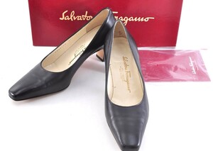 Salvatore Ferragamo サルヴァトーレフェラガモ 靴 シューズ ヒール レザー 革 ブラック 黒 イタリア製 レディース 女性 箱付き α5I5031