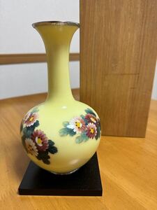 大変美しい花紋様七宝花瓶　七宝焼菊紋様 花器 花生 花入お茶道具縁起柄