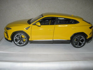 burago １/２０（1/18） Lamborghini Urus　イエロー