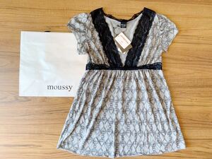 ★新品 moussy マウジー★トランプ スペード柄★黒レース パイピング★Ｖネック半袖チュニック カットソー グレー★