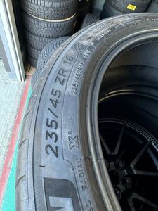 235/45R18 ミシュラン パイロットスポーツ４ T1 テスラ承認マーク付き　2本