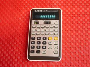 ♪昭和レトロ 関数電卓 蛍光表示管 電卓 CASIO カシオ fx-19 8桁 電卓 電池,ACアダプター計算機 日本製 【動作品】♪ 