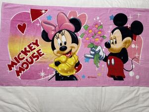 ★新品★ディズニー★大判　バスタオル★サイズ約７5cm×１５0cm★ピンク★Disney ミッキーマウス　ミニーマウス　花束