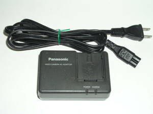 6339★● Panasonic VIDEO CAMERA AC ADAPTOR VSK0629、パナソノック 純正ACアダプター充電器 VSK0629 ★83