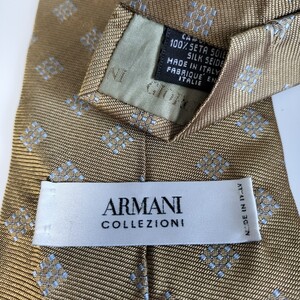 ARMANI COLLEZIONI（アルマーニコレツォーニ）マッドブラウン四角点々ネクタイ