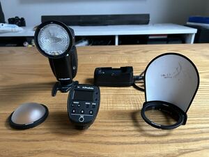 Profoto AirRemoto TTL-S（中古） とA1X for SONY （注:ストロボはジャンク扱い）のセット