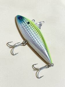 ローリングベイトSHAD　24g