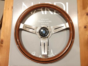 小径 ナルディ NARDI クラシック ウッド ステアリング 33パイ ホーンボタン ポリッシュ　ヴィンテージ