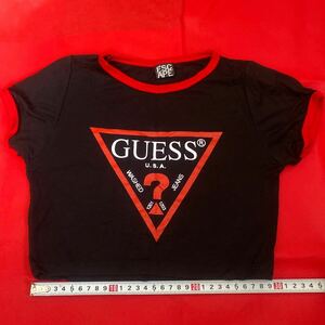 GUESS クロップド　Tシャツ