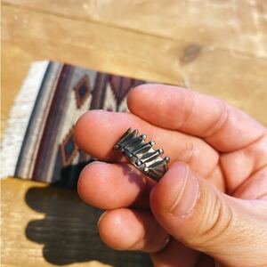 超希少!VINTAGE NAVAJO 1930’s VINTAGE NAVAJO V STAMP STERLING SILVER RING Made in USA ビンテージナバホシルバースタンプリング