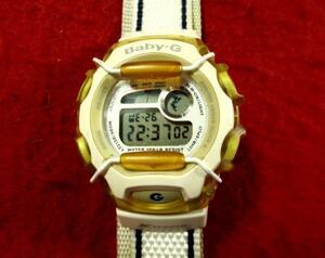 GS407）◎完動腕時計 送料無料(定形外)★CASIO カシオ BABY-G Gショック系★BGX-131白黒◎ホワイトを基調 明るいベルトブラックストライプ