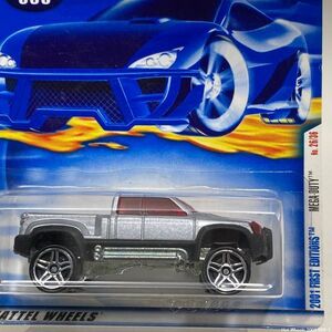 【未開封/送料230円】Hot Wheels 2001 FIRST EDITIONS No.38 MEGA-DUTY / ホットウィール メガデューティ シルバー HTW2205-38 2/3