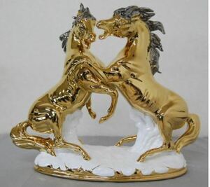 イタリア輸入アンティーク調ゴールド色闘う2頭の馬の置物ゴールド色馬の彫刻型置物 ゴールド色ホースの置物ゴールド色ホースの彫刻型置物