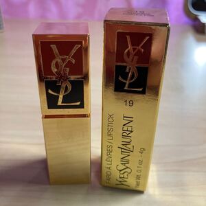 イヴサンローラン　リップスティック　口紅　4g 19番　YVESSAINTLAURENT YSL デパコス　ブランド　コスメ　レディース　ピンク系