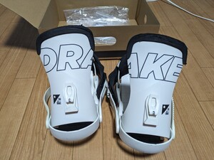 美品　DRAKE RELOAD 22-23モデル　MLサイズ　OFF WHITE　ドレイク　カービング　テクニカル　グラトリ　ラントリ　ビンディング