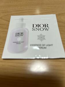 新品★Dior ディオール スノー エッセンス オブ ライト セラム美容液2024年2月23日スノー エッセンス オブ ライト セラム1ml×1個