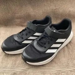 adidas ブラック/ホワイト スニーカー 【 24cm】ベルクロ