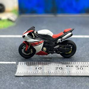 【ZZ-584】1/64 スケール ヤマハ YZF-R1 バイク フィギュア ミニチュア ジオラマ ミニカー トミカ