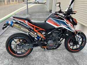 KTM125デューク duke125 美車　4800キロ　後方2本出しマフラー　動画あります。取説コードカードあり