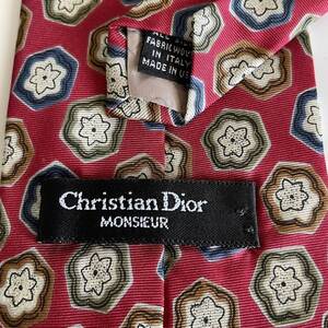 Christian Dior(クリスチャンディオール) 赤マルチスターネクタイ