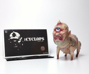 KAIJU TAN PIG PIG MAN 人面豚 肌色成型 サイクロプス ソフビ フィギュア