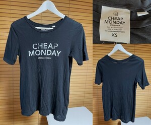 ★【激安1点のみ デザイン◎ 国内正規品 】 Cheap Monday チープマンデイ コットン100％ Break Tee カスレロゴ 半袖 Tシャツ XS ブラック