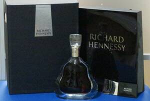 未開栓　Hennessy Richard 　ヘネシー リシャール　700ml　現行ボトル　バカラ　コニャック