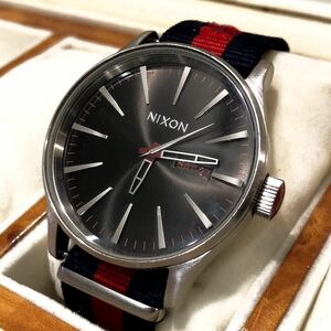 【即決/送料無料】 NIXON THE SENTRY quartz wristwatch ニクソン セントリー 黒文字盤 クォーツ アナログウォッチ 中古腕時計 
