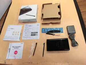 T【ケ6-62】【60サイズ】▲ニンテンドー DS Lite 本体 ジェットブラック/任天堂/ゲーム機/簡易動作確認済/※擦れ傷有り