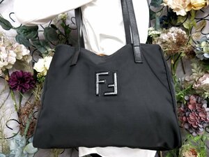 ●超美品●FENDI フェンディ●FFロゴ●ナイロン カーフ レザー 本革●トート ショルダー バッグ●黒●SV金具●肩掛け●B5 書類●Js49758