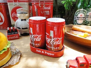 コカ・コーラ　コーク缶型S＆Pボトルシェーカー　（コンツアーボトル）　■　アメリカン雑貨　アメリカ雑貨　coke