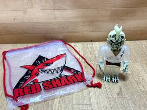 未使用 新作 限定　RED SHARK　レッドシャーク　スカルビートル　蓄光　ソフビ スーフェス名古屋２