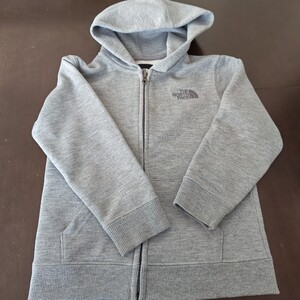 グレー パーカー THE NORTH FACE ノースフェイス ジップパーカー キッズ110　フードトレーナー　男女可能　男の子　グレー