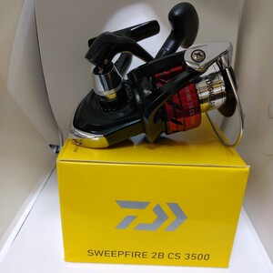 3500番DAIWA ダイワ リール スピニングリール 海外モデル 日本未発売 左右ハンドル 巻きやすい 新品 国内発送 カラーレッド