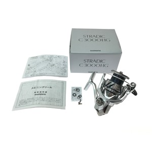 ▼▼ SHIMANO シマノ スピニングリール C3000HG 045850 目立った傷や汚れなし