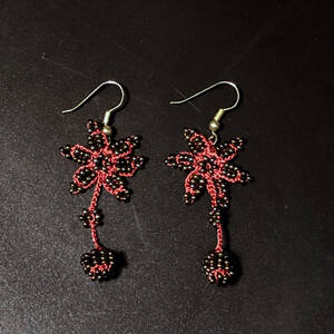 輸入品 新品 トルコ カッパドキア 手作りオヤ 立体ピアス 1点物 earring0010