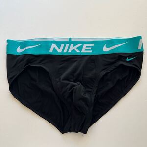 NIKE ナイキ　メンズビキニ　L(M) ブラック　黒ブリーフ　ナイロンストレッチ　メンズスポーツインナー　メンズインナー　男性ビキニ